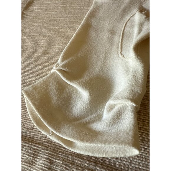 Vintage 1960s White Cotton Gloves – Scalloped Stitch Dress Gloves, Mid Length - Picture 7 of 13